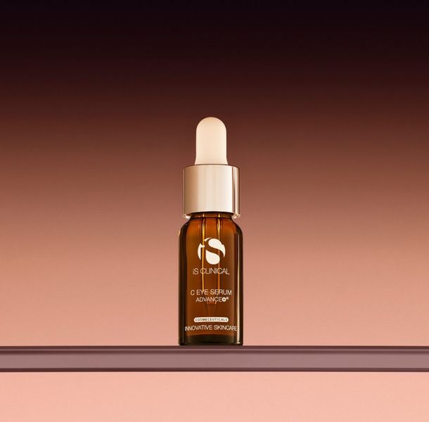 Сироватка для догляду навколо очей з вітаміном С IS Clinical C Eye Serum Advance 15 ml 000182 фото